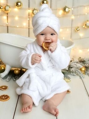 Plush Newborn White Baby Bathrobe with Turban